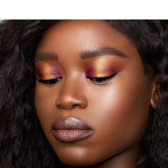 🆕 Natasha Denona
Zendo Eyeshadow Palette - Picture 8 of 13